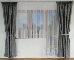 Firany na balkon z falbankami