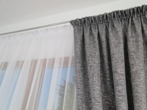 firany z wypustką maskujacą